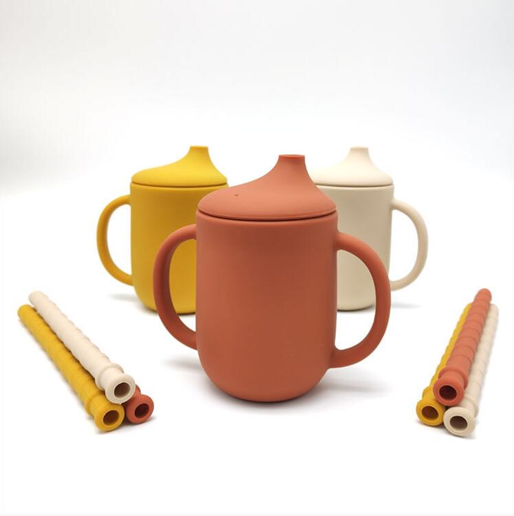 Silicone Baby Learning Drink Cup With Straw